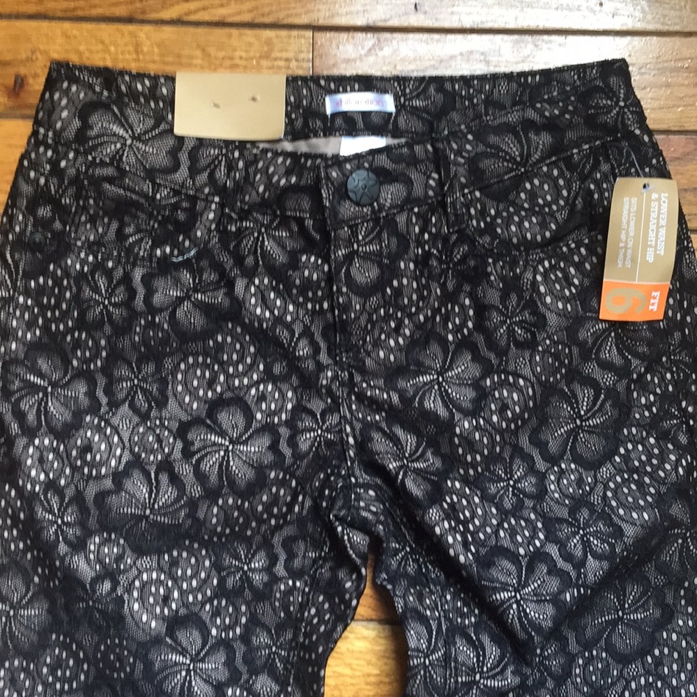 Pants - Picture 2 of 3
